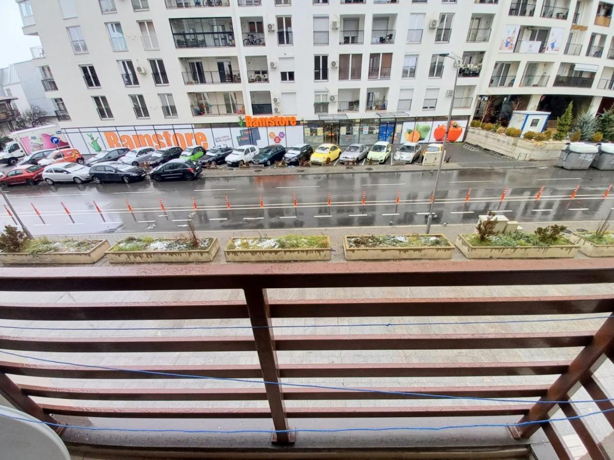 Two Rooms And Kitchen, Bathroom With Balcony Apartment Skopje Luaran gambar